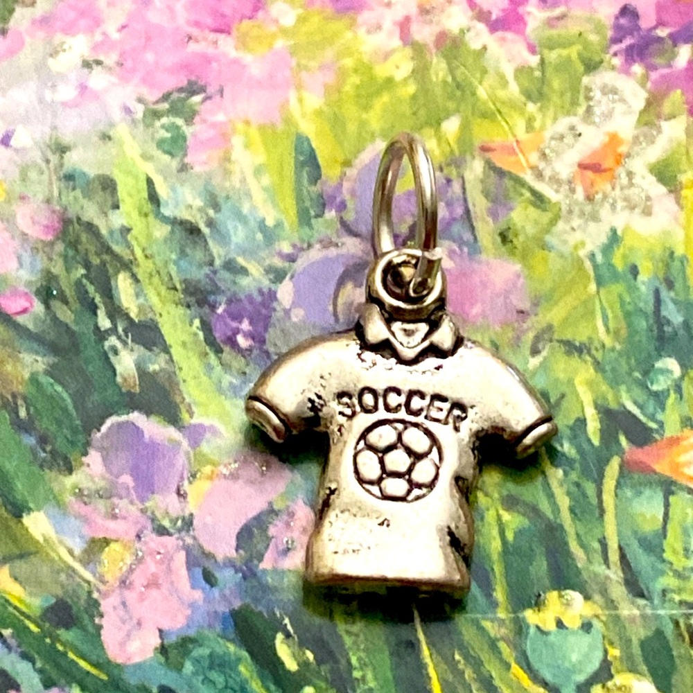 5/$10❤️❤️❤️NEW TIBETAN SILVER SOCCER NUMBER 9 CHARM PENDANT
